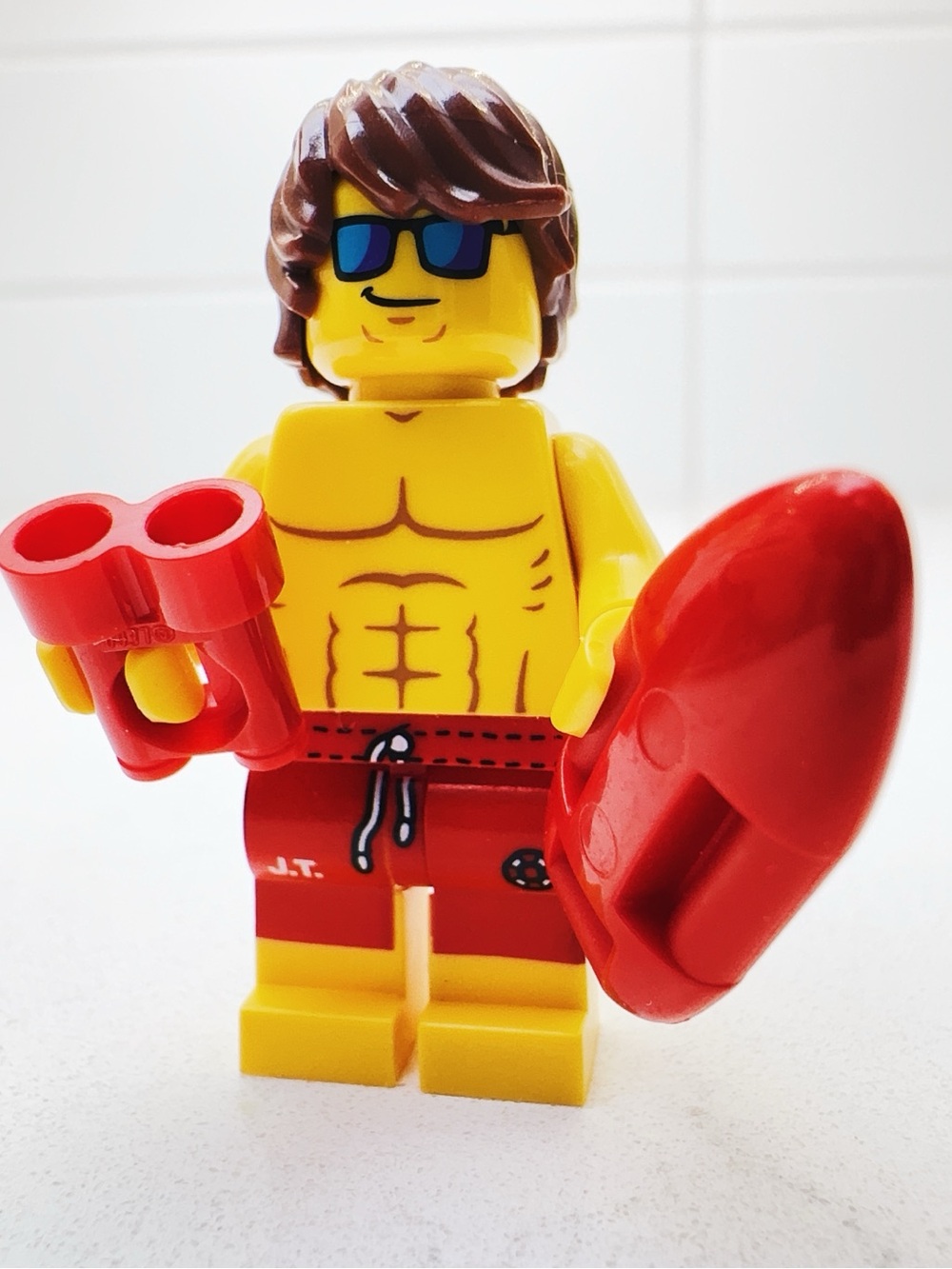 LEGO Minifig -  Lifeguard - CMF Series 12 - col12-7